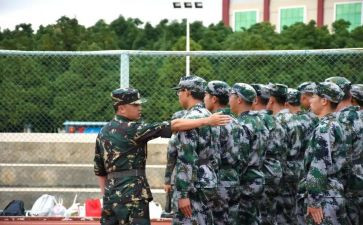教官带军训心得总结6篇