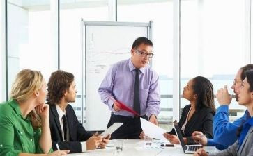 经理离任述职报告5篇
