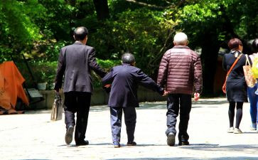 社区慰问老人活动方案7篇