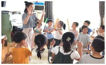 幼儿园教师中班述职报告7篇